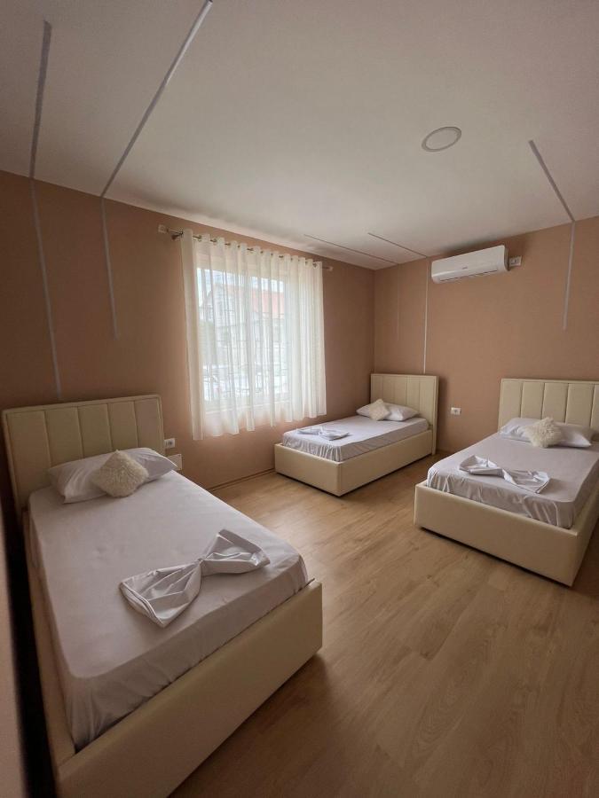 Miqt Guest House Shkoder Ngoại thất bức ảnh