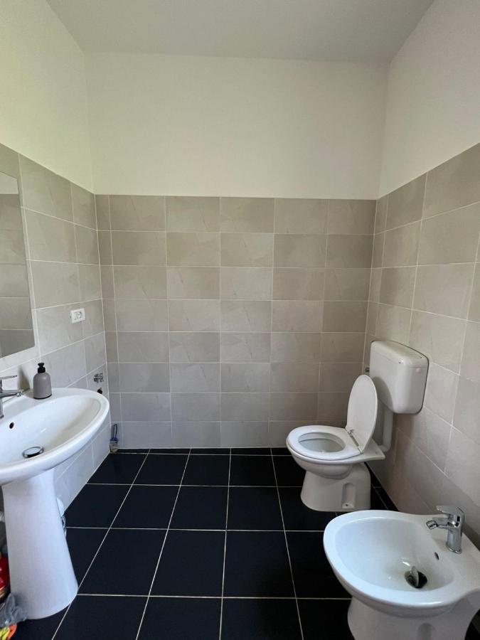 Miqt Guest House Shkoder Ngoại thất bức ảnh